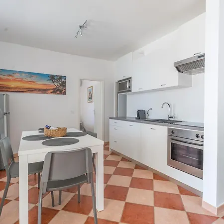 Villa Seafront Toma With Heated Pool Gornji Dingac