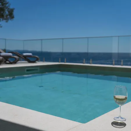 Seafront Toma With Heated Pool * Gornji Dingac